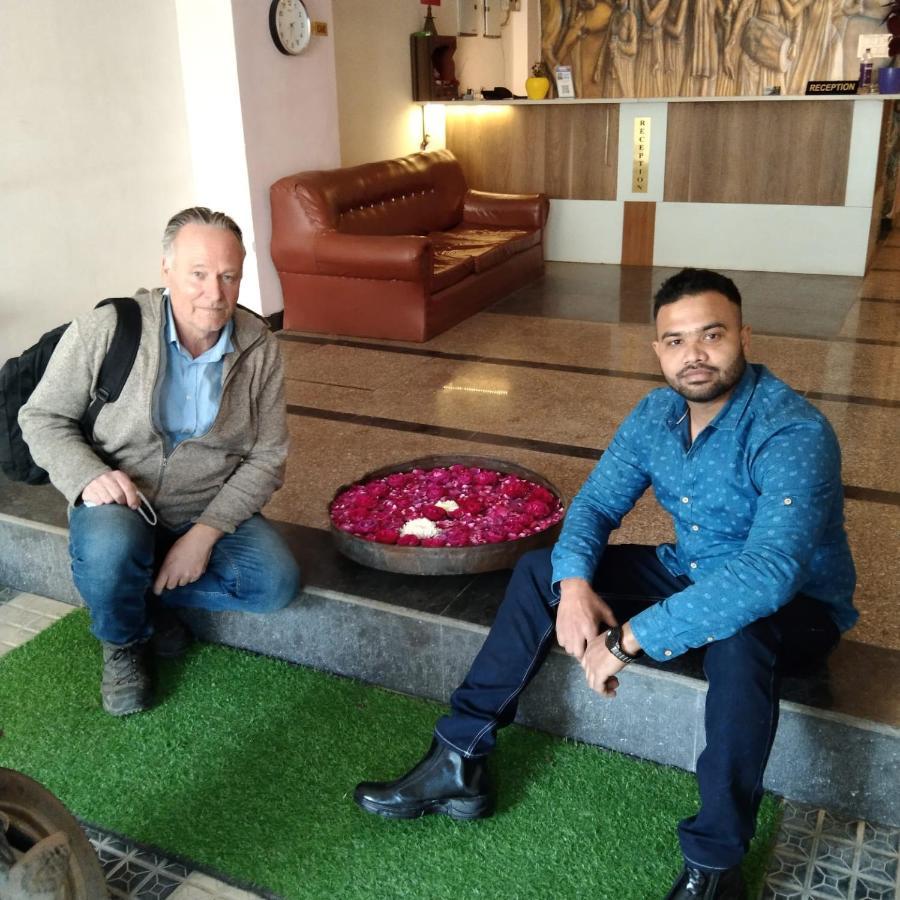 Awesome Home Stay Agra  Dış mekan fotoğraf